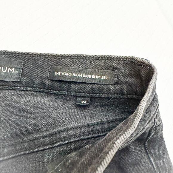The Yoko High Rise Slim Black Denim jeans Button Fly Size 26 x 28L - Picture 7 of 8
